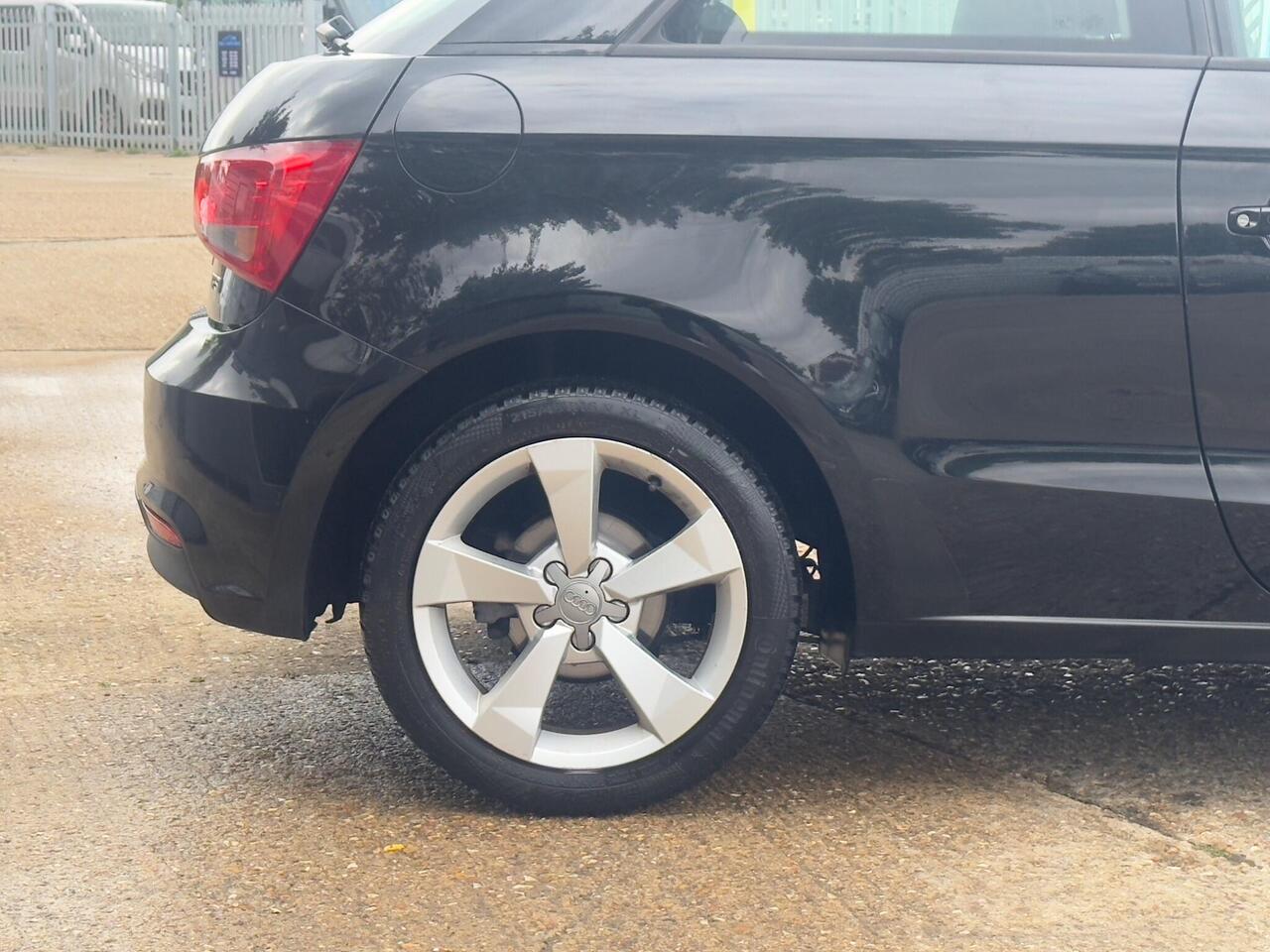 Used Audi A1 2017 for sale - 76734403: Photo 40