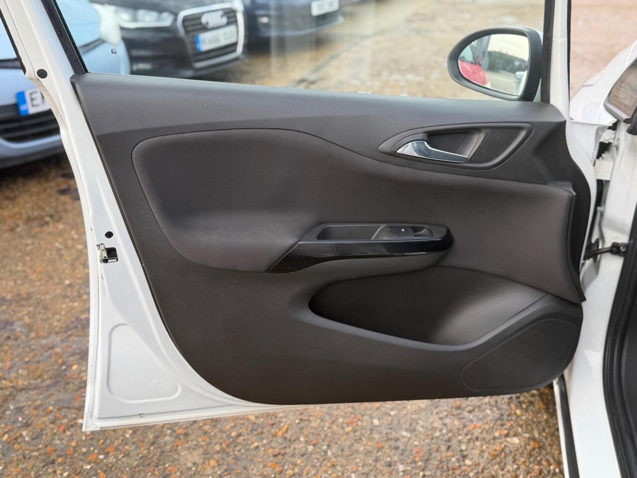 Used Vauxhall Corsa 2016 for sale - 77060598: Photo 30