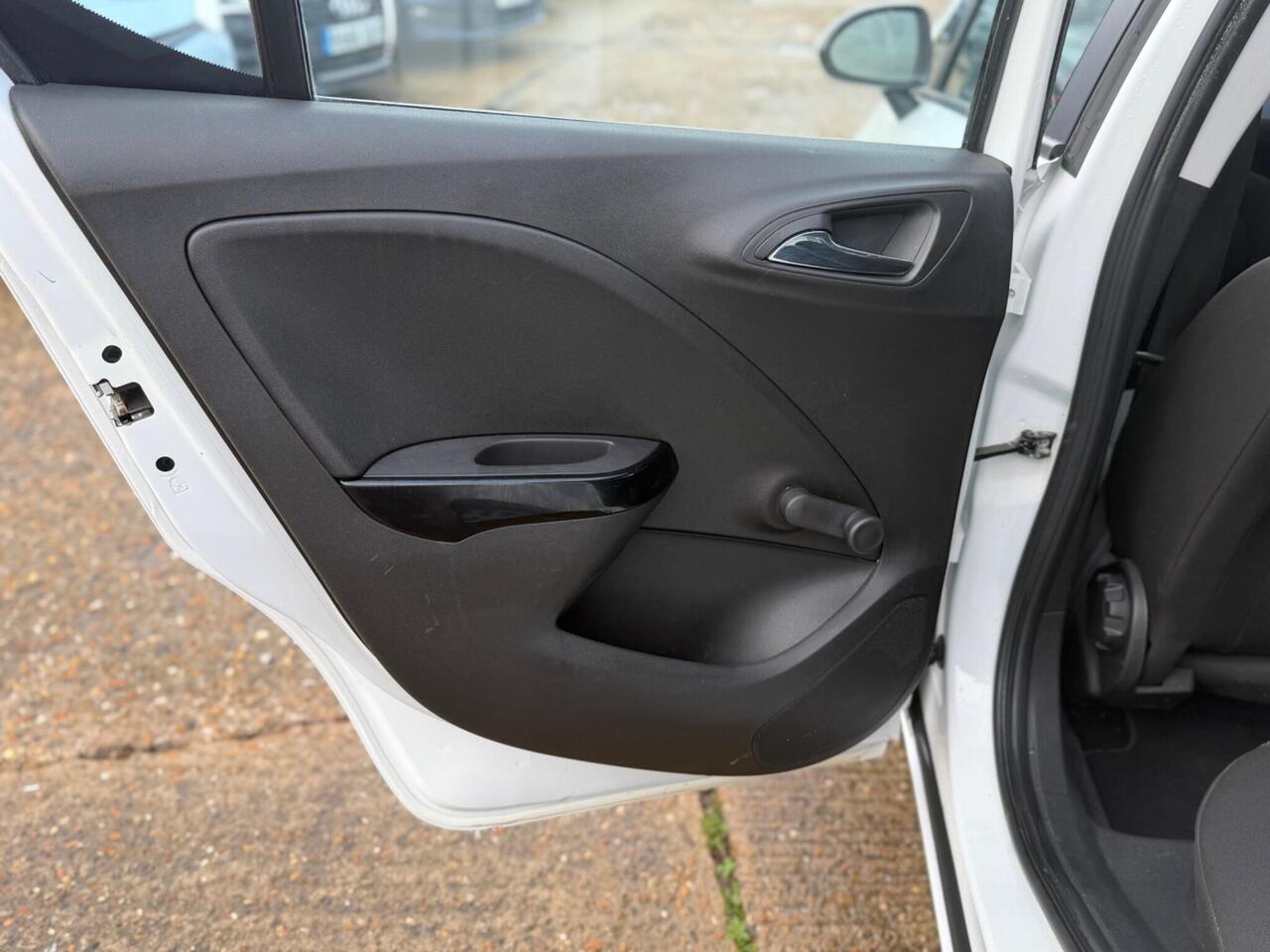 Used Vauxhall Corsa 2016 for sale - 77060598: Photo 31