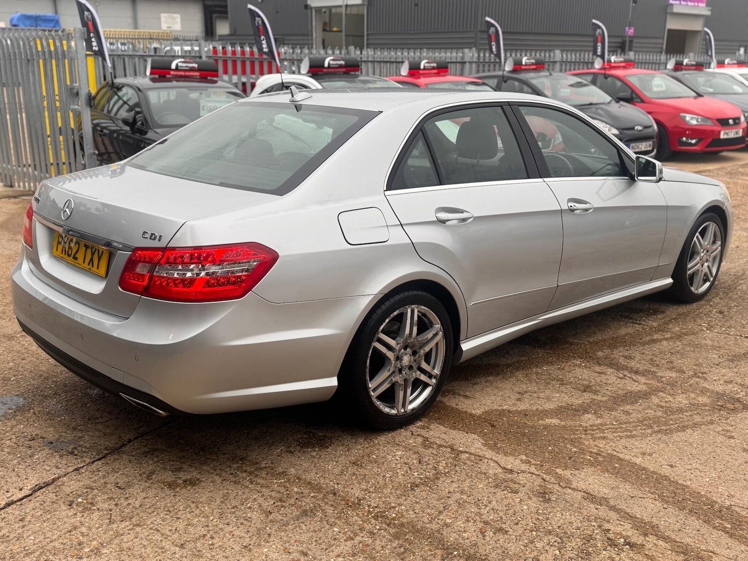 Used Mercedes-Benz E Class 2012 for sale - 76667168: Photo 16