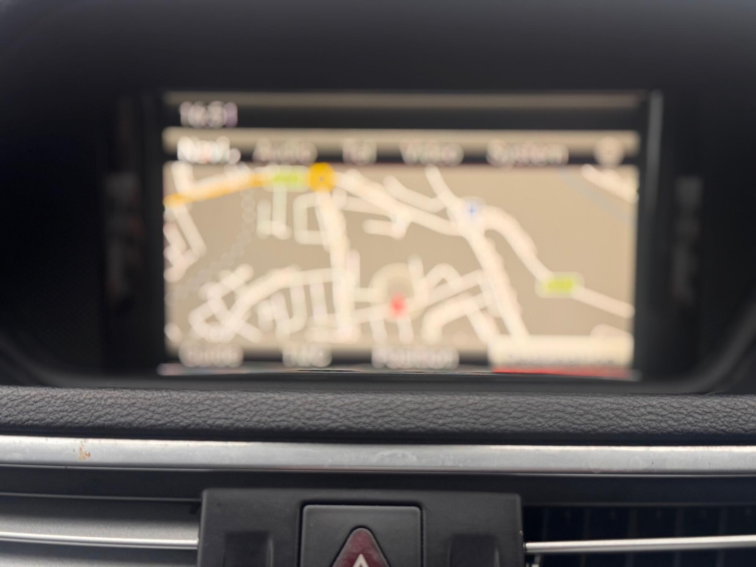 Used Mercedes-Benz E Class 2012 for sale - 76667168: Photo 40