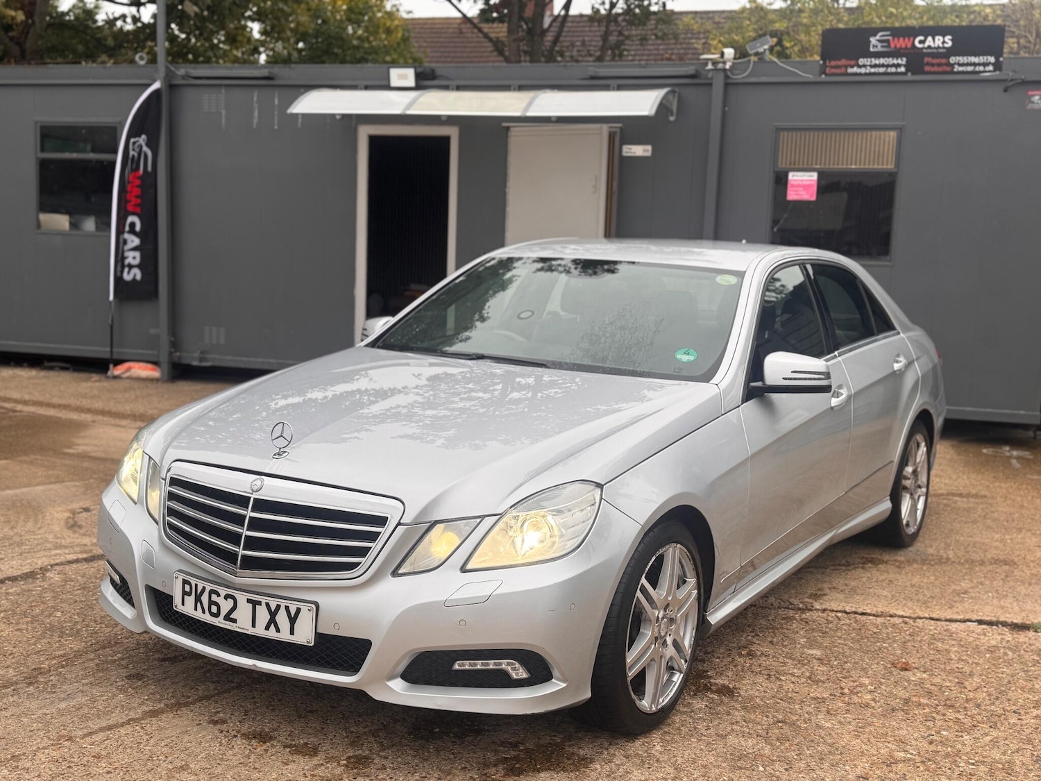 Used Mercedes-Benz E Class 2012 for sale - 76667168: Photo 6