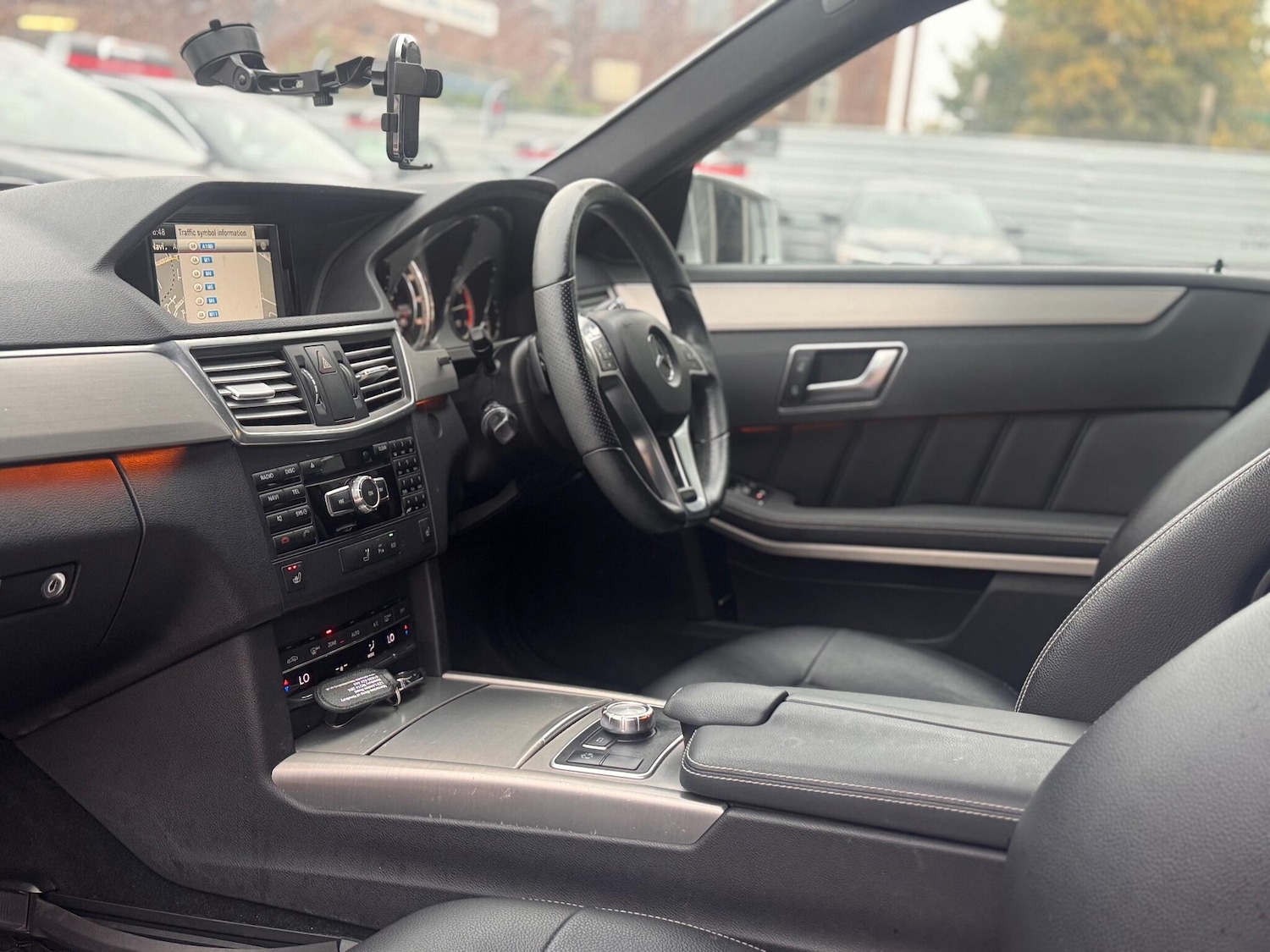 Used Mercedes-Benz E Class 2012 for sale - 76667168: Photo 62