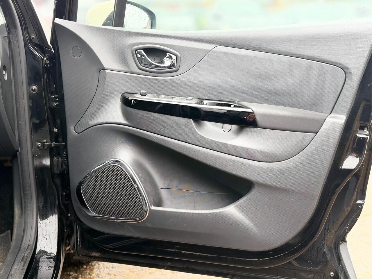 Used Renault Captur 2014 for sale - 78136864: Photo 28