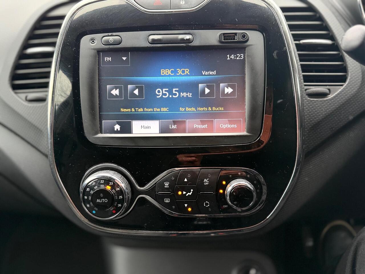 Used Renault Captur 2014 for sale - 78136864: Photo 37