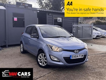 Used Hyundai i20 2014 for sale - 76666692: Photo