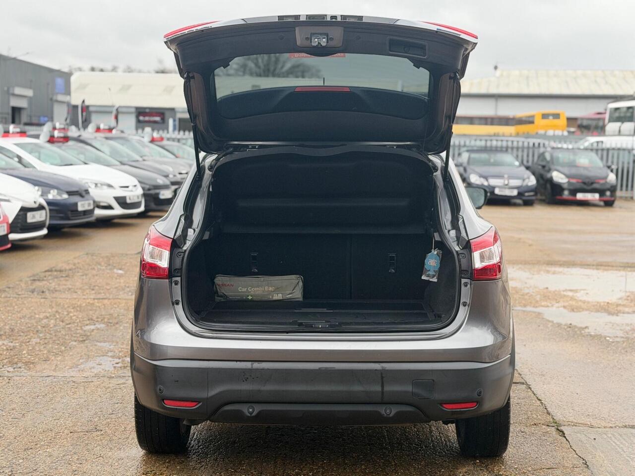 Used Nissan Qashqai 2015 for sale - 77556090: Photo 56