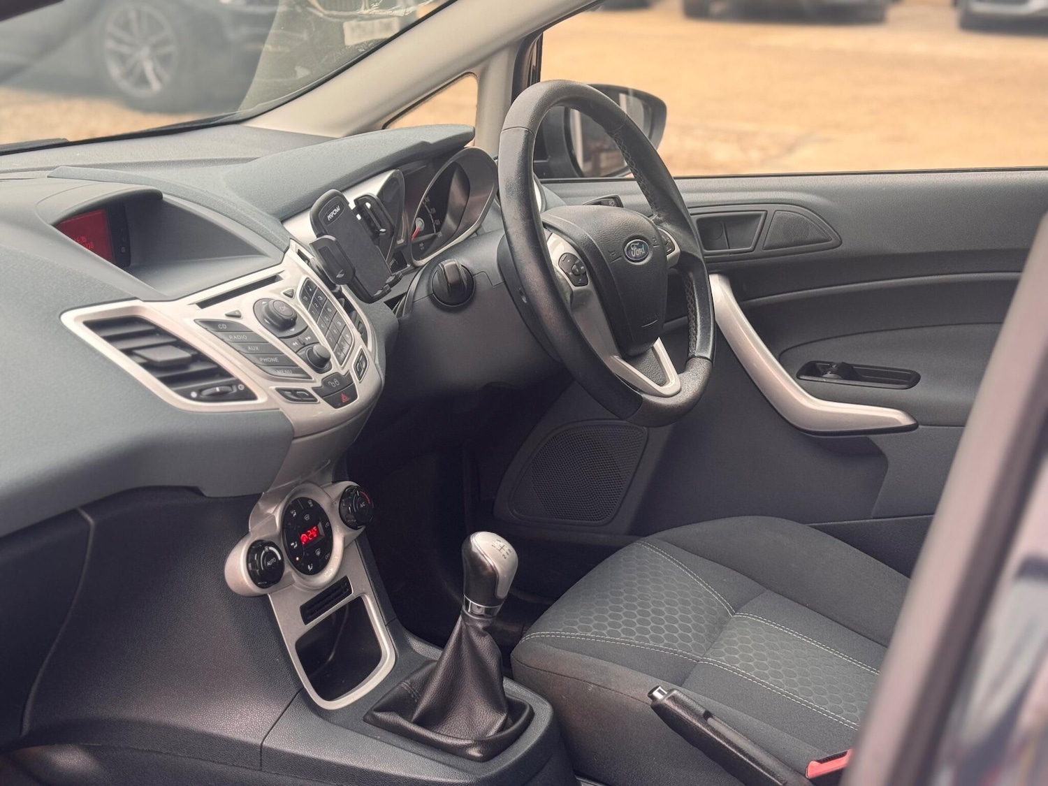 Used Ford Fiesta for sale - 76666585: Photo 24