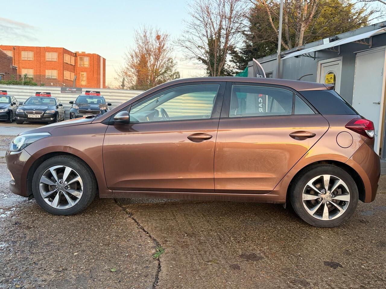 Used Hyundai i20 2015 for sale - 76841853: Photo 15