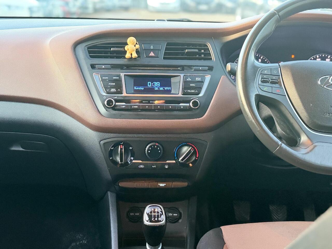 Used Hyundai i20 2015 for sale - 76841853: Photo 21