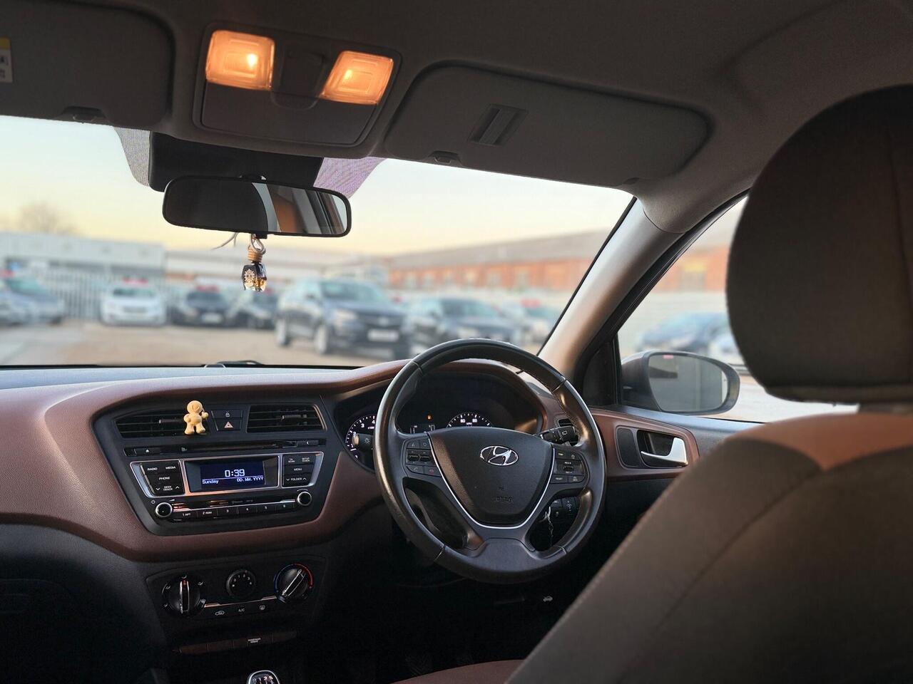 Used Hyundai i20 2015 for sale - 76841853: Photo 23