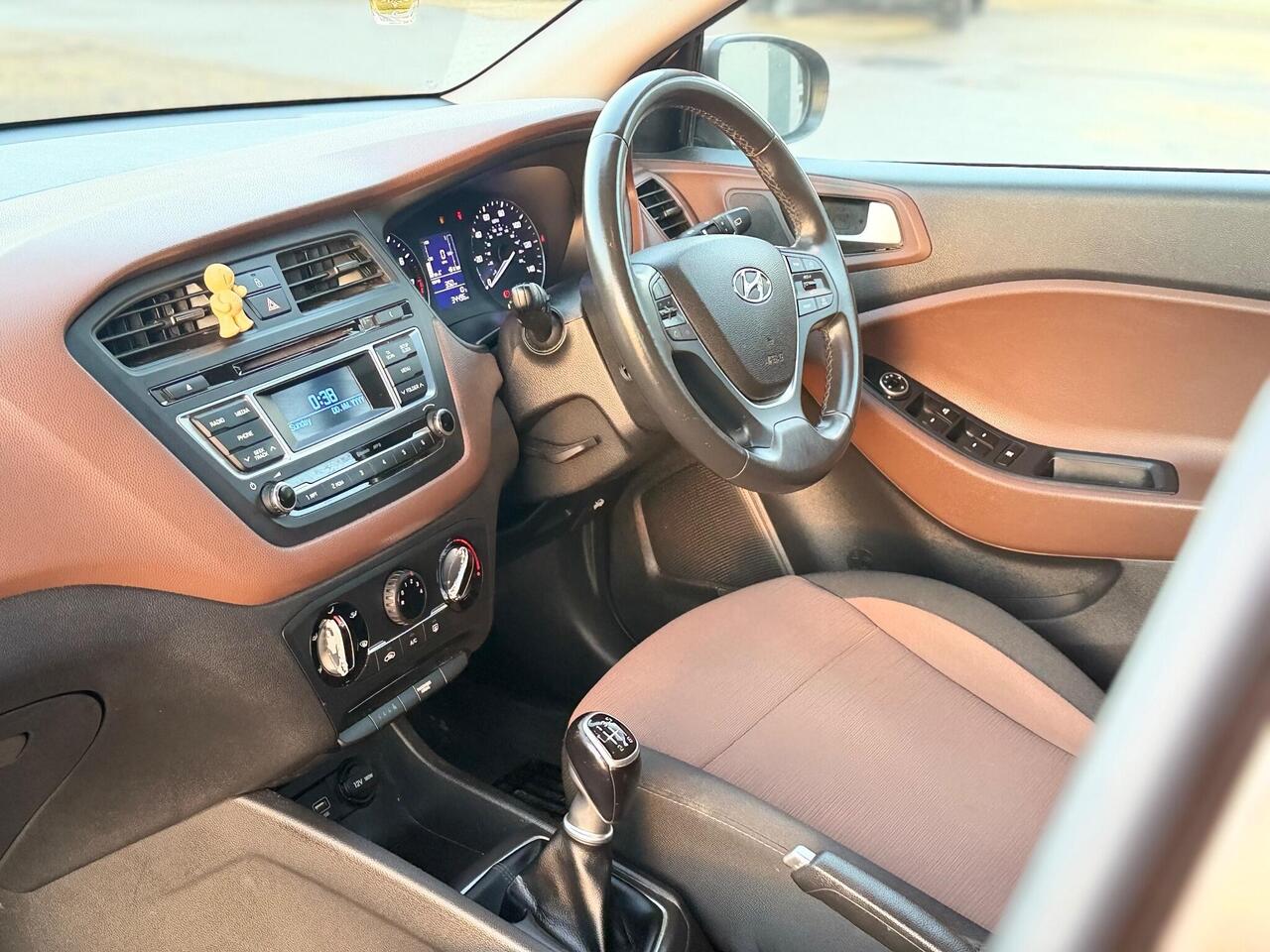 Used Hyundai i20 2015 for sale - 76841853: Photo 26