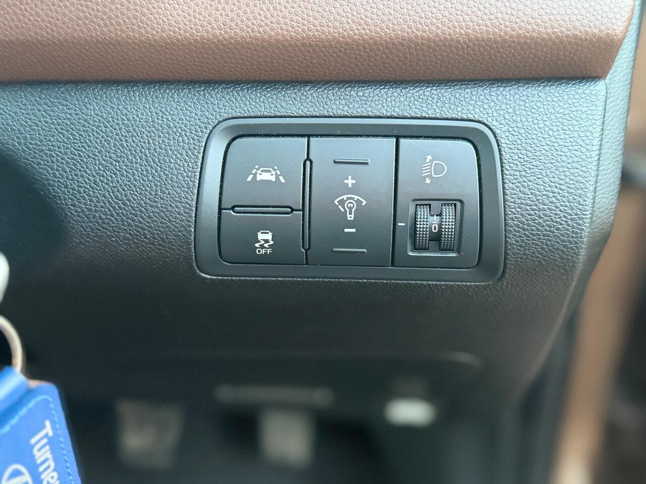 Used Hyundai i20 2015 for sale - 76841853: Photo 39