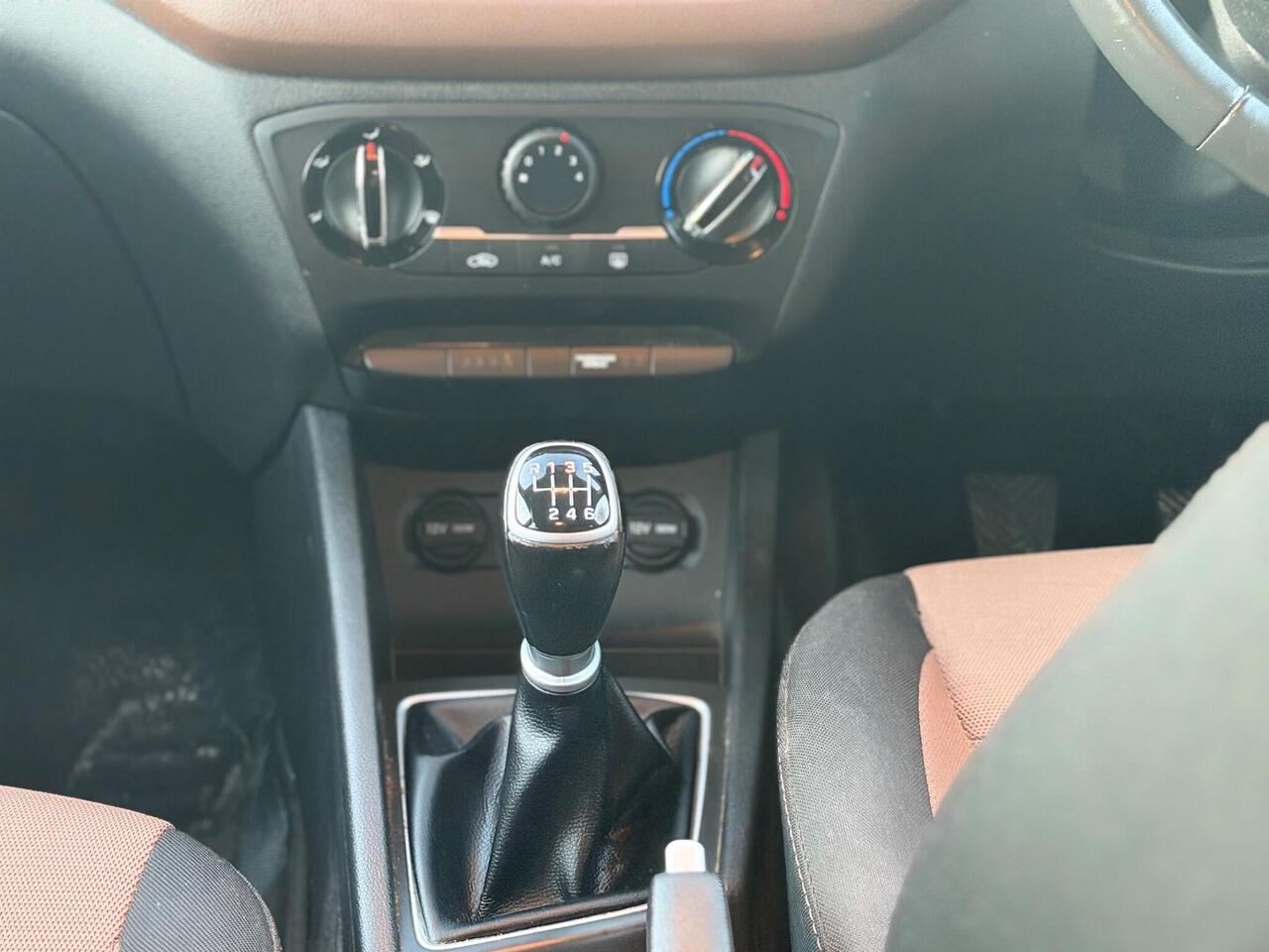 Used Hyundai i20 2015 for sale - 76841853: Photo 64