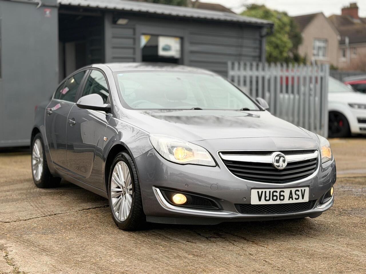 Used Vauxhall Insignia 2016 for sale - 77648010: Photo 2