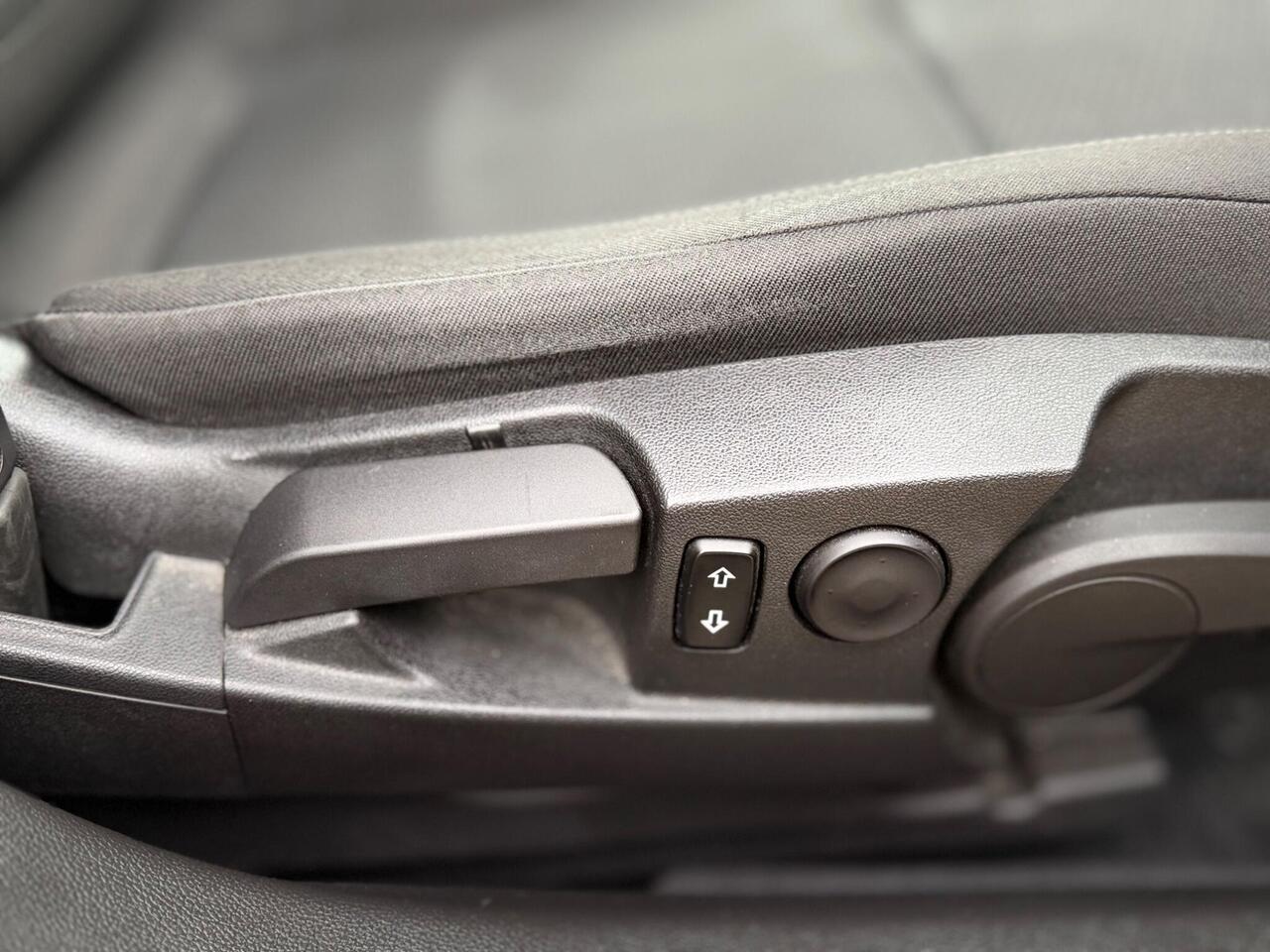 Used Vauxhall Insignia 2016 for sale - 77648010: Photo 28