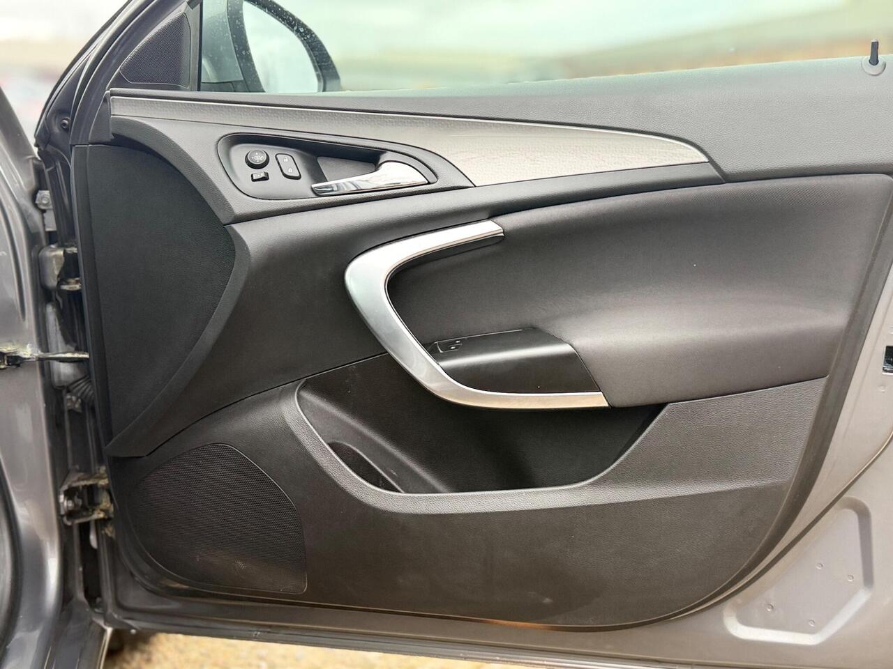 Used Vauxhall Insignia 2016 for sale - 77648010: Photo 32