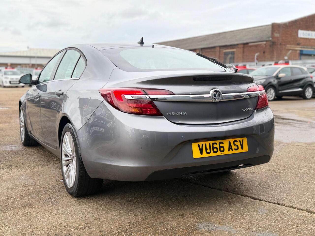 Used Vauxhall Insignia 2016 for sale - 77648010: Photo 5
