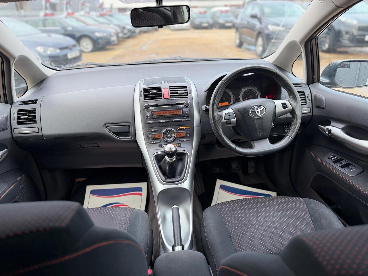 Used Toyota Auris 2010 for sale - 76900095: Photo 14