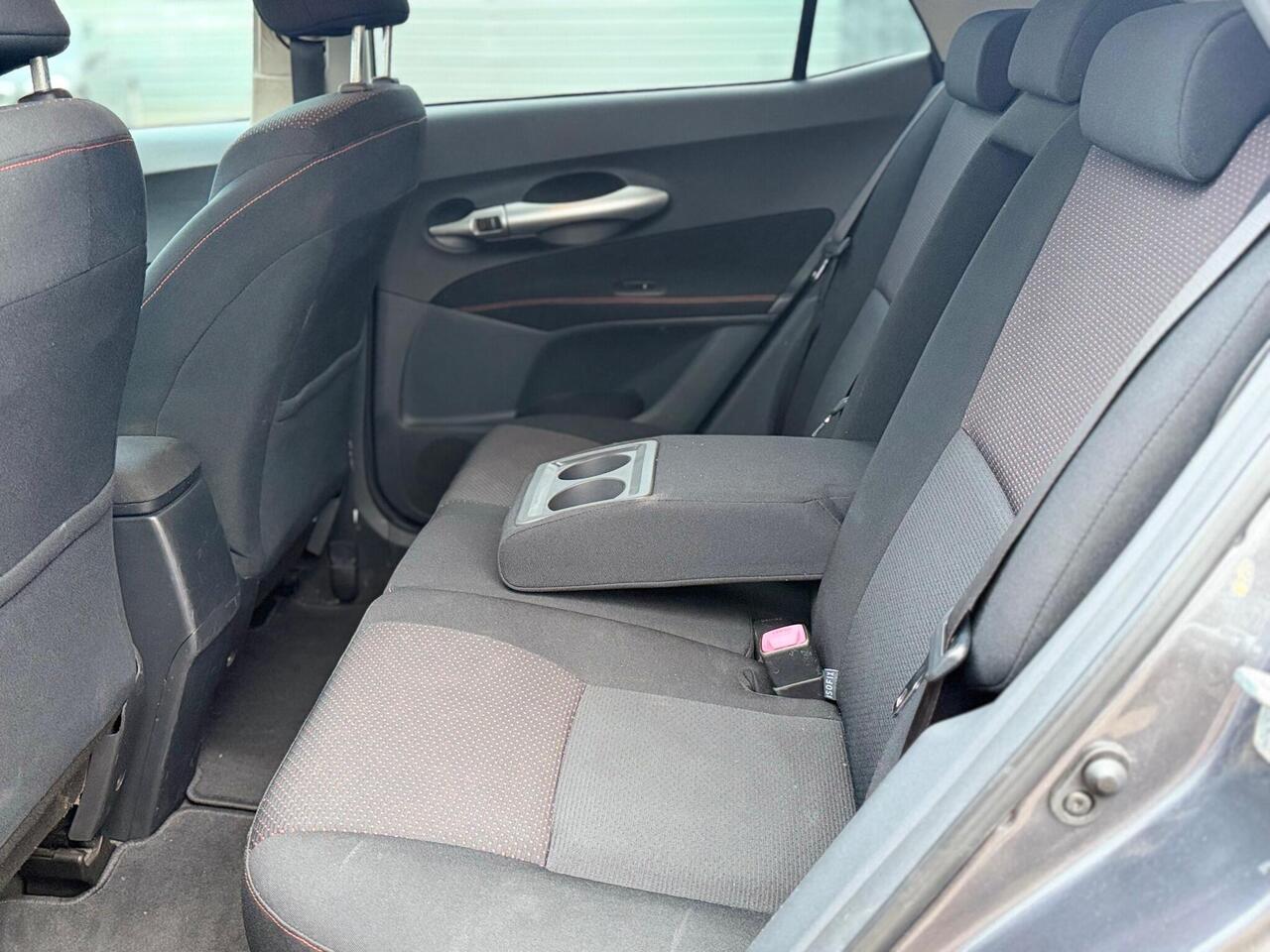 Used Toyota Auris 2010 for sale - 76900095: Photo 19