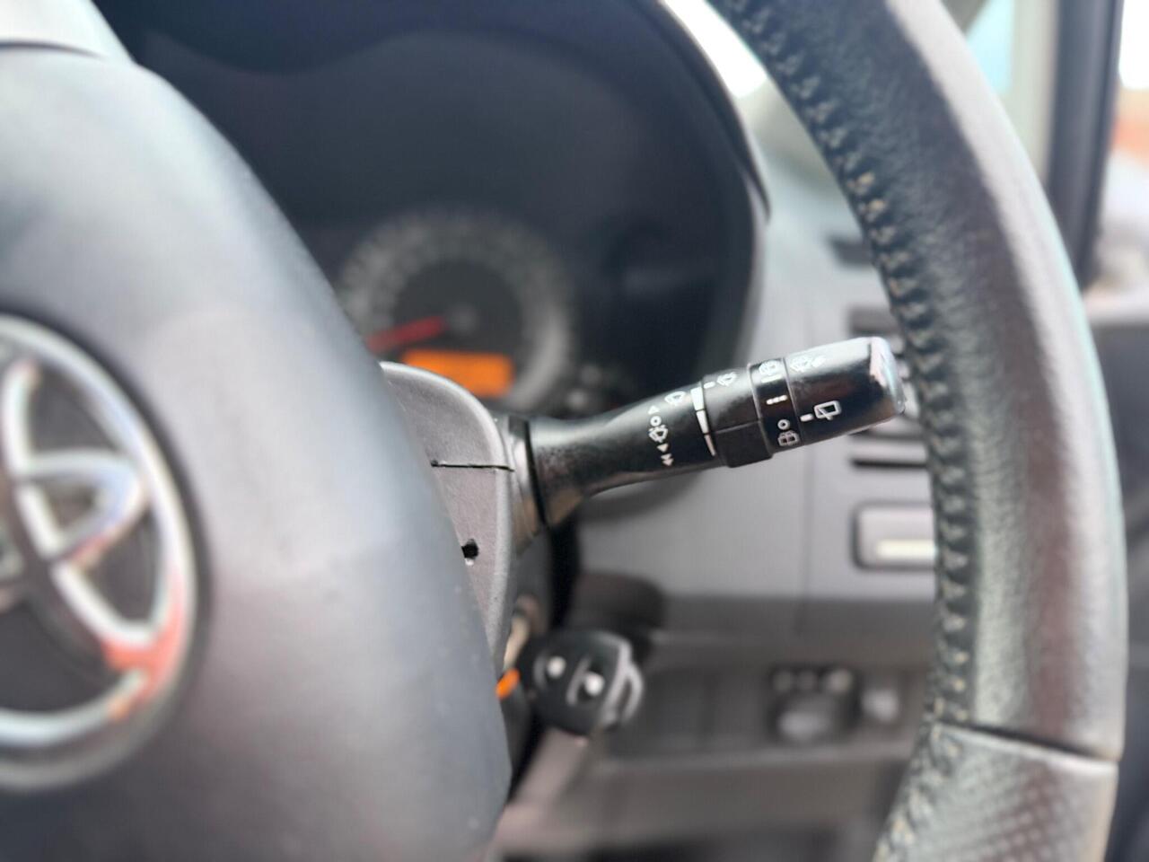 Used Toyota Auris 2010 for sale - 76900095: Photo 36