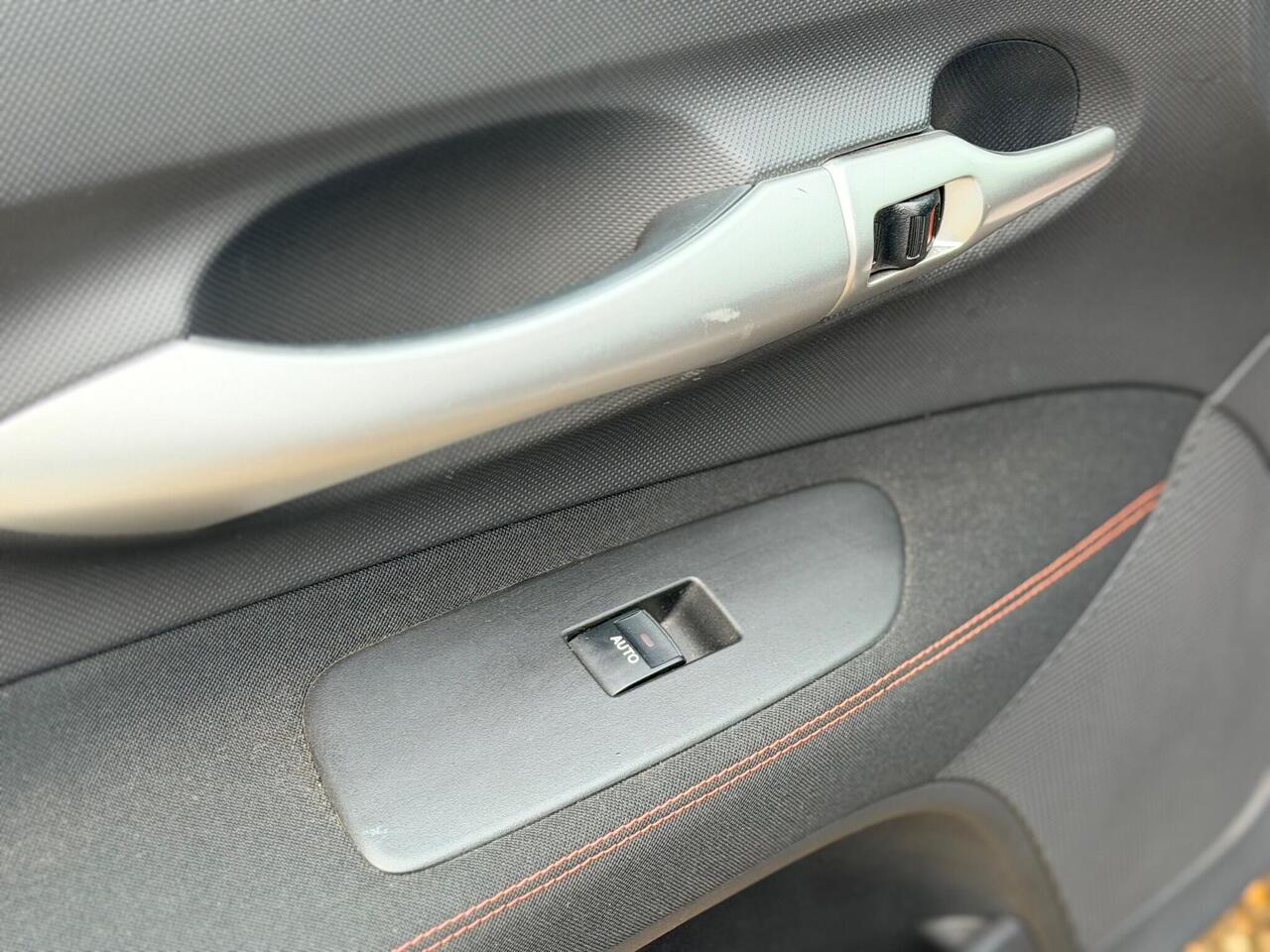 Used Toyota Auris 2010 for sale - 76900095: Photo 46