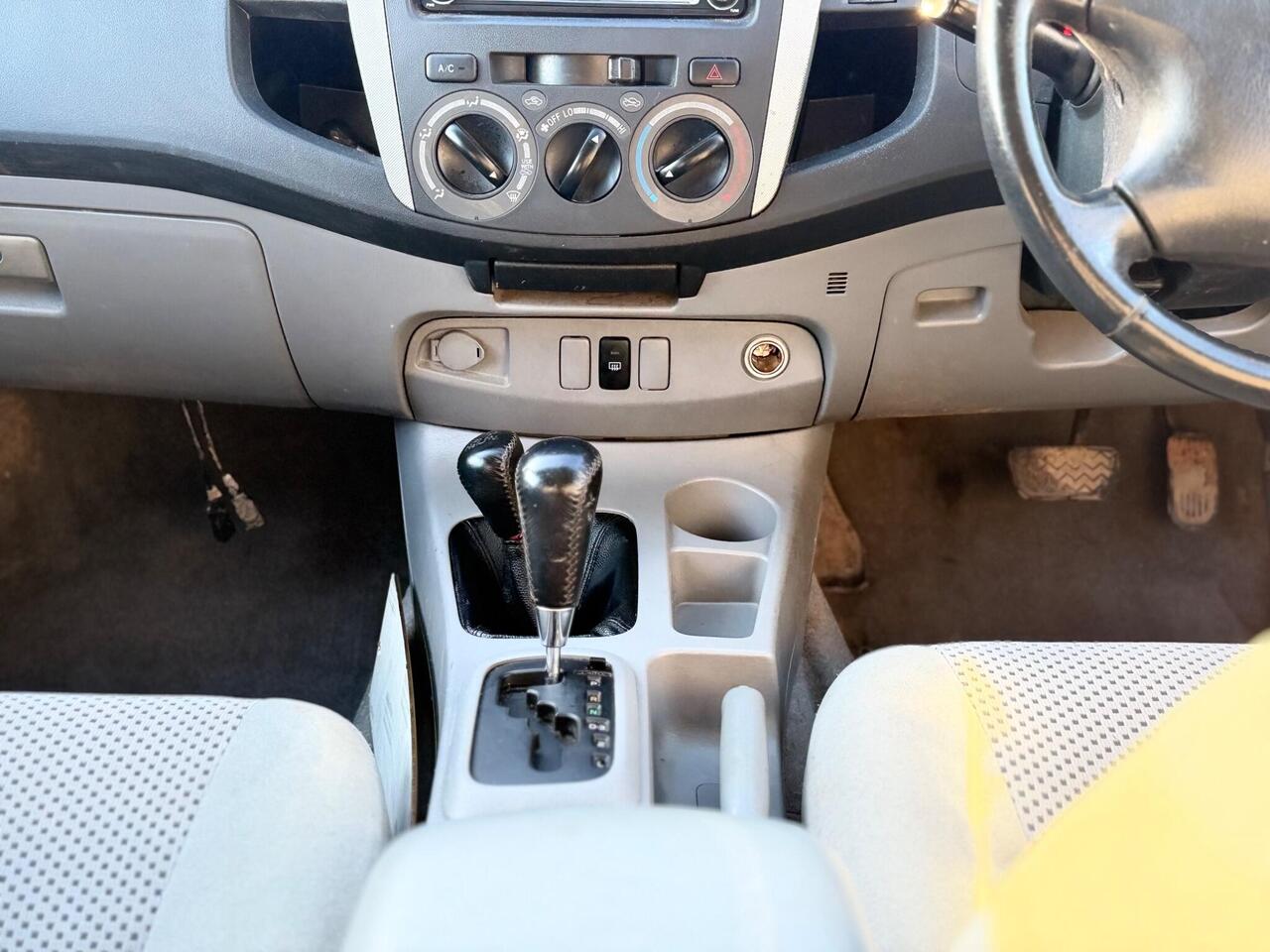 Used Toyota Hilux 2009 for sale - 77994653: Photo 23