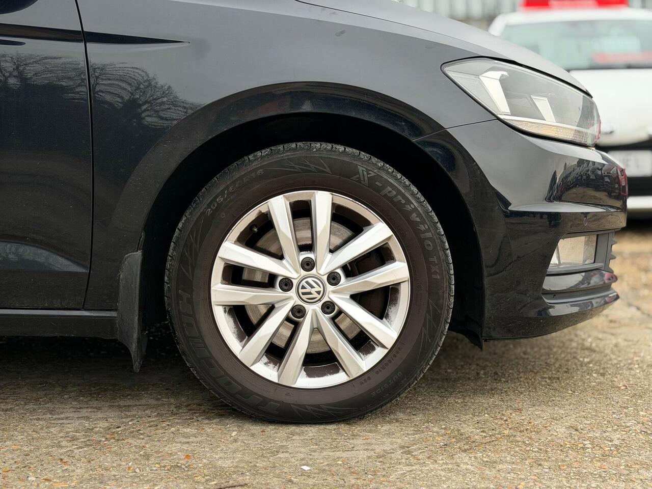 Used Volkswagen Touran 2017 for sale - 77556091: Photo 33