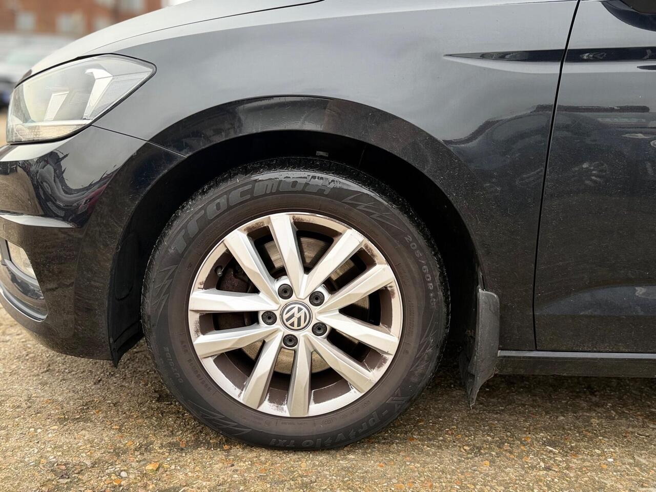 Used Volkswagen Touran 2017 for sale - 77556091: Photo 34