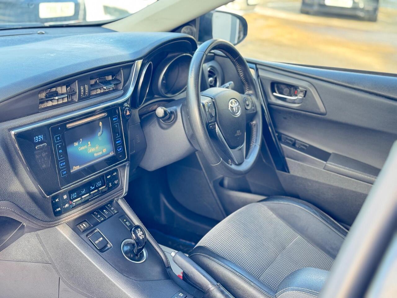 Used Toyota Auris 2015 for sale - 76734409: Photo 25