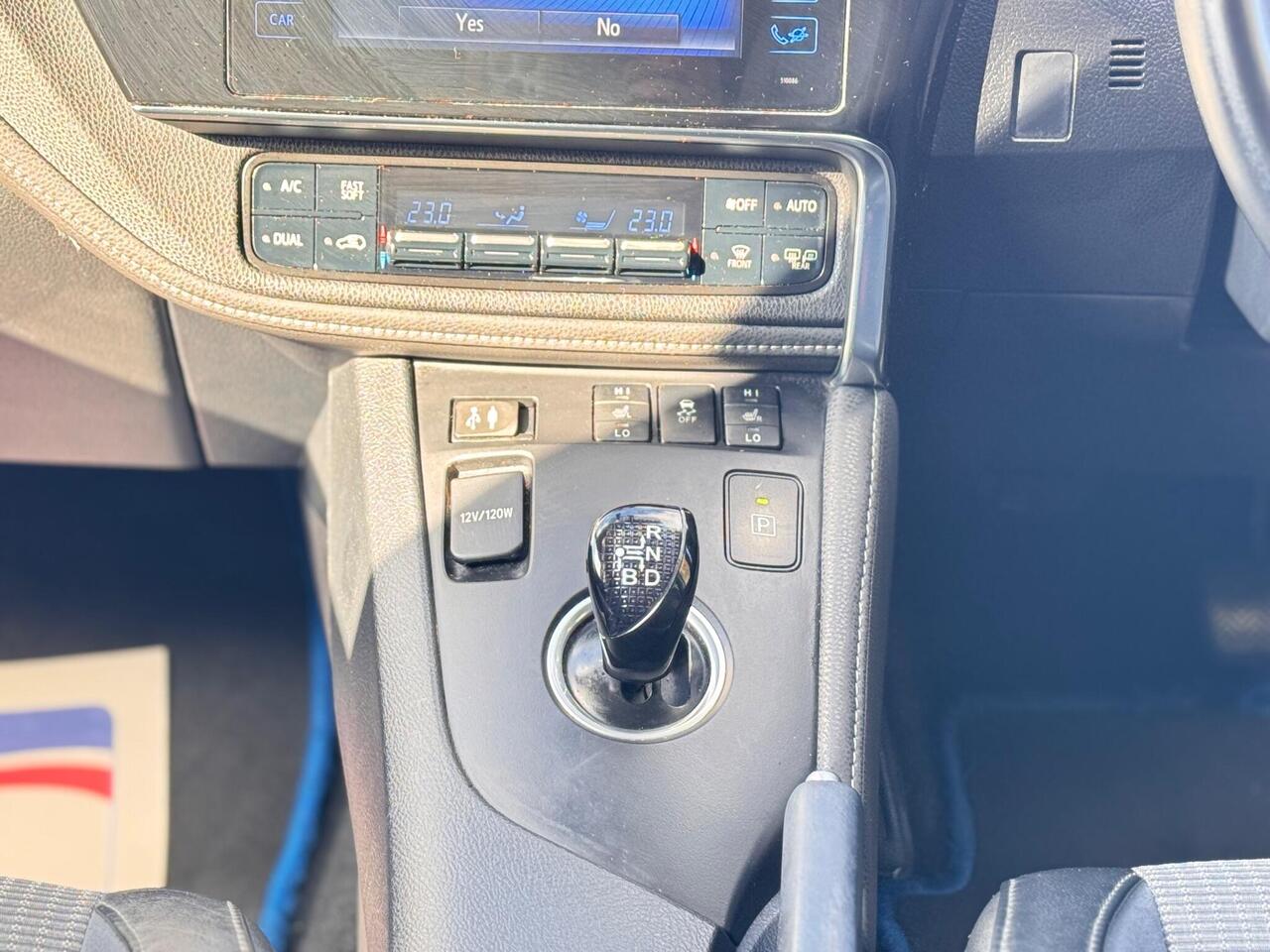 Used Toyota Auris 2015 for sale - 76734409: Photo 43