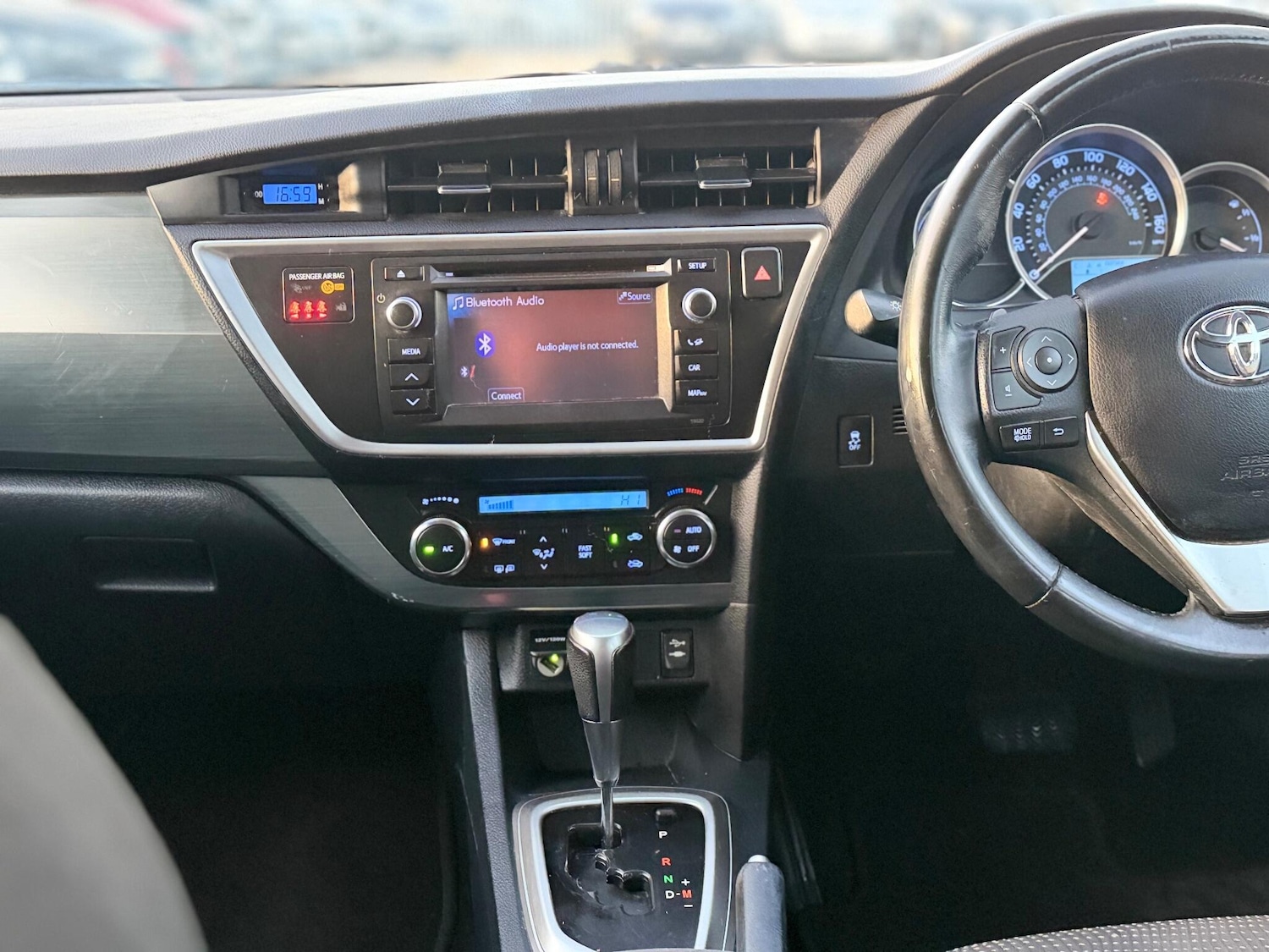 Used Toyota Auris 2013 for sale - 76657697: Photo 15