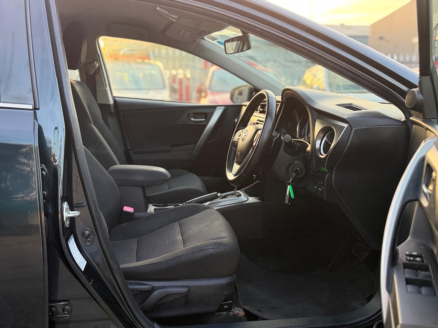 Used Toyota Auris 2013 for sale - 76657697: Photo 17