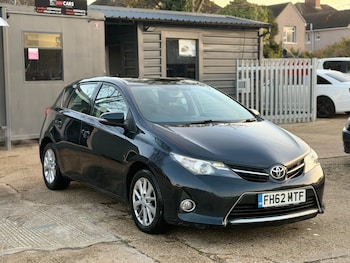Used Toyota Auris 2013 for sale - 76657697: Photo