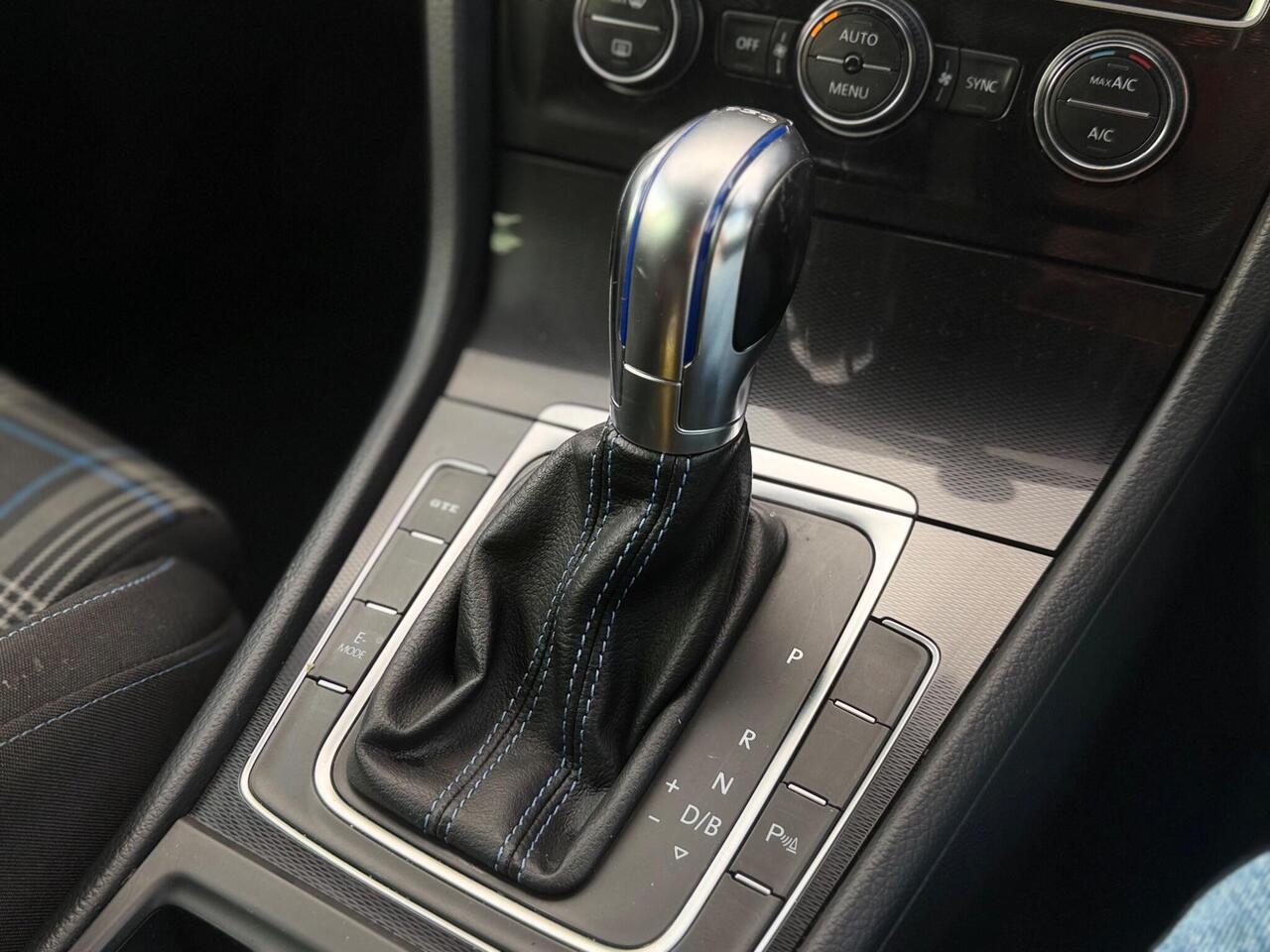 Used Volkswagen Golf 2016 for sale - 77240221: Photo 26