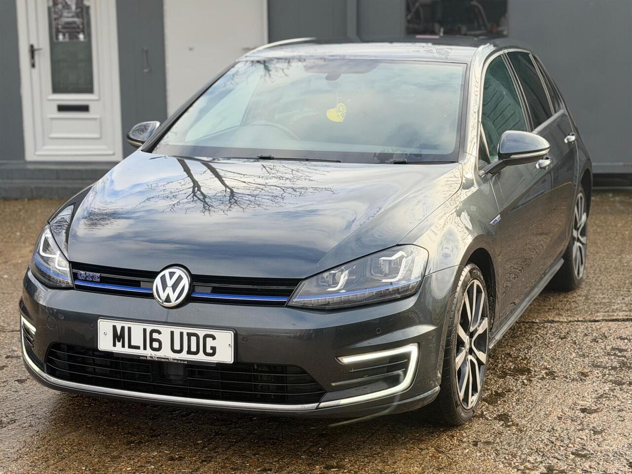 Used Volkswagen Golf 2016 for sale - 77240221: Photo 3
