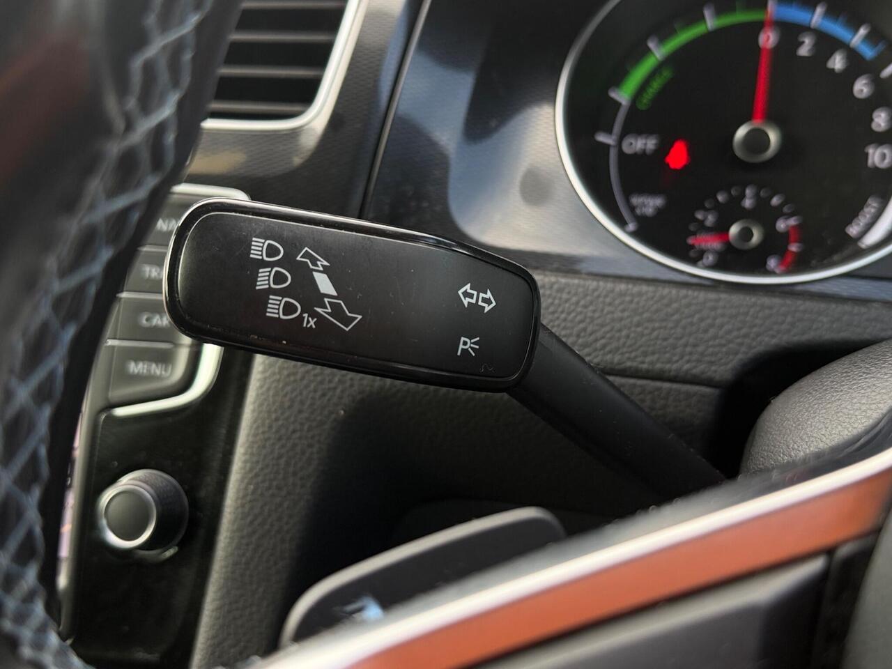 Used Volkswagen Golf 2016 for sale - 77240221: Photo 39