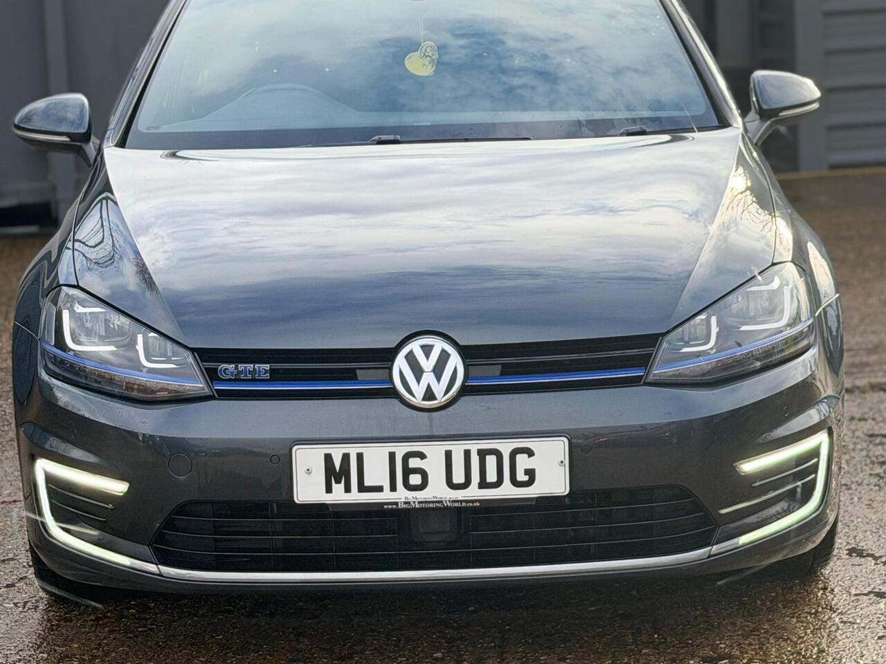 Used Volkswagen Golf 2016 for sale - 77240221: Photo 8