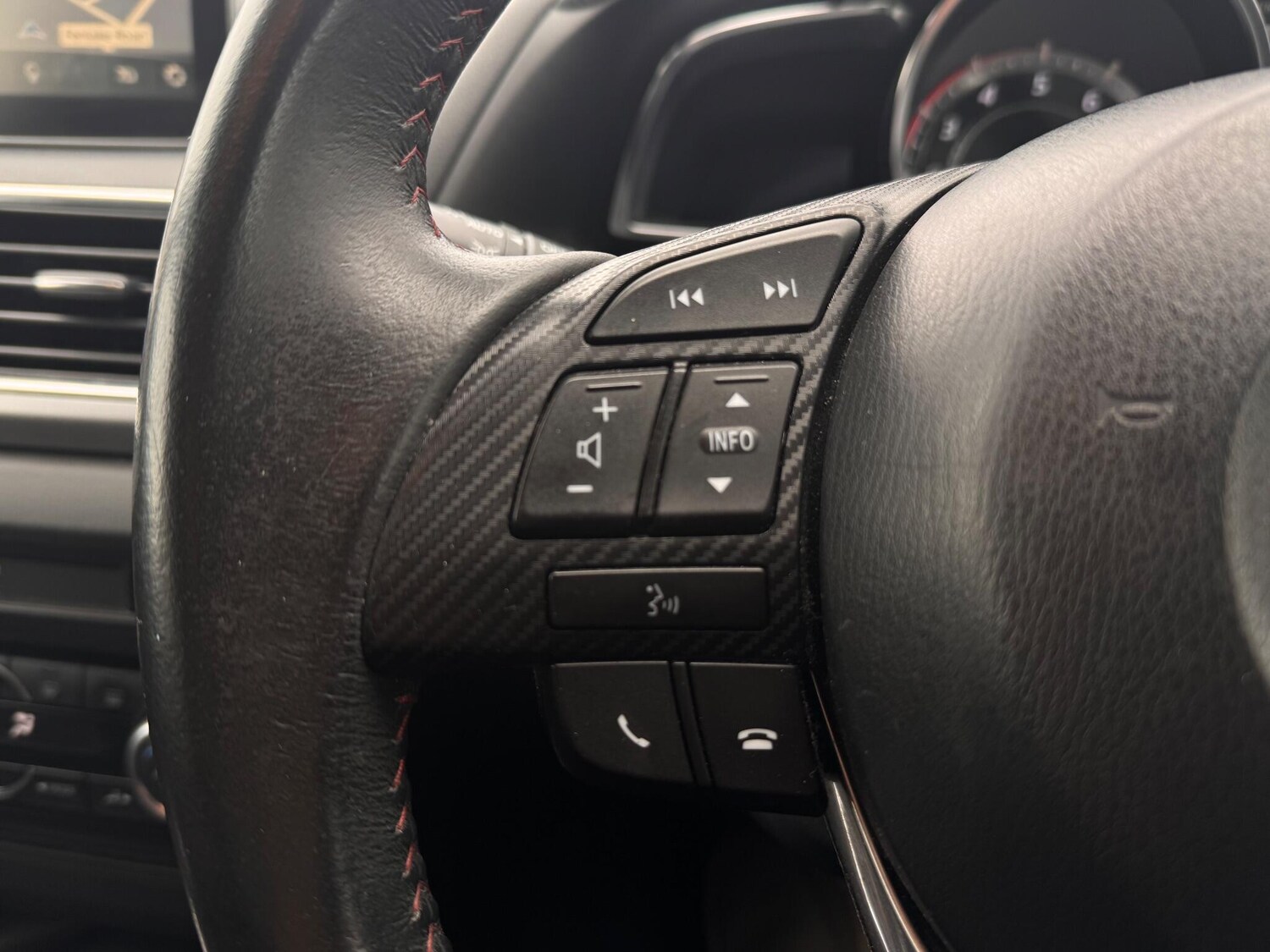 Used Mazda Mazda3 2014 for sale - 76666727: Photo 39