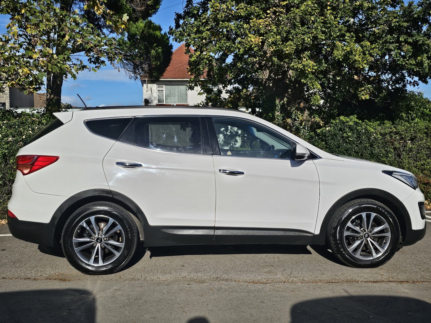Used Hyundai Santa Fe 2015 for sale - 76369278: Photo 9