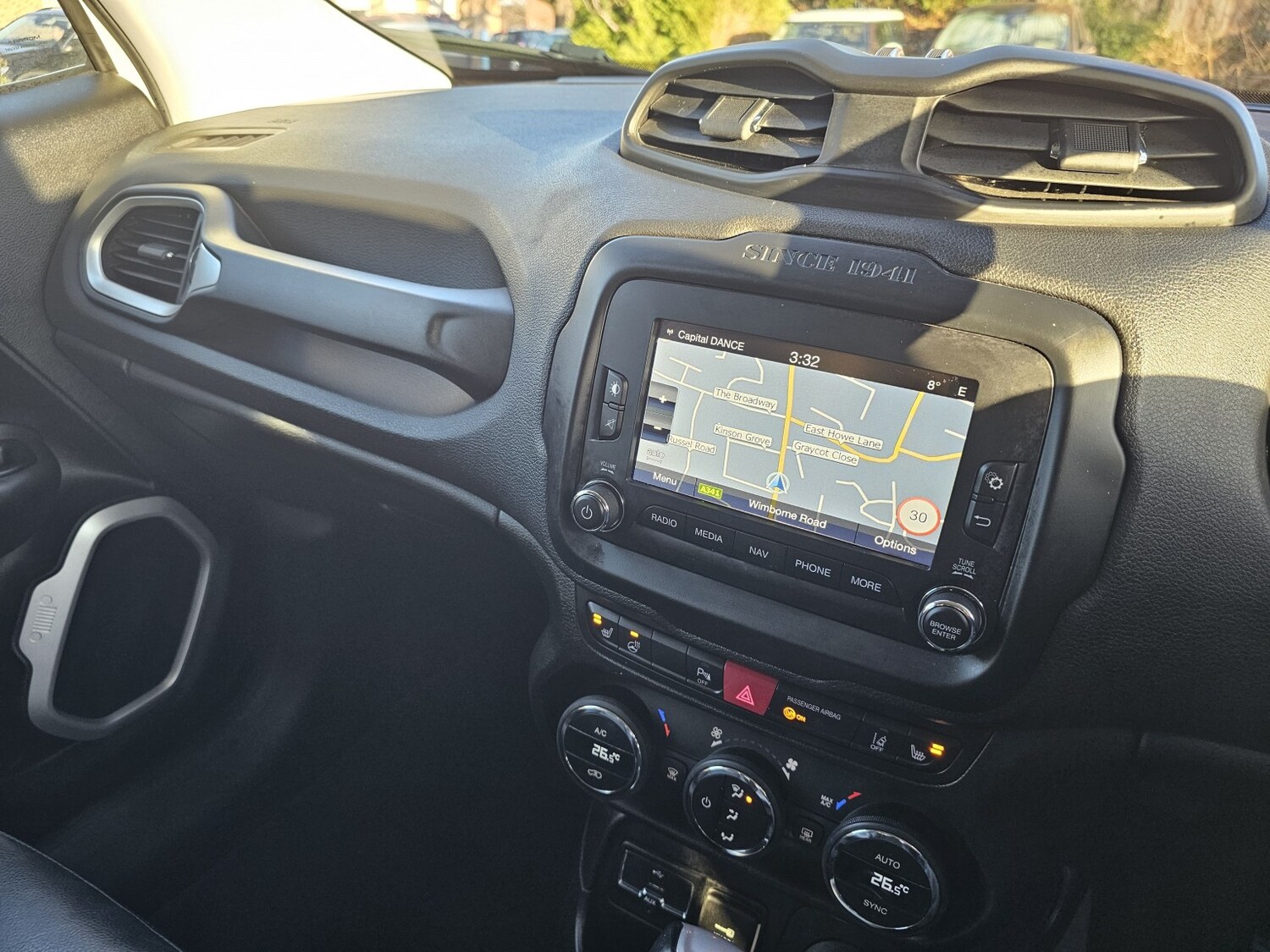 Used Jeep Renegade 2015 for sale - 76986853: Photo 16