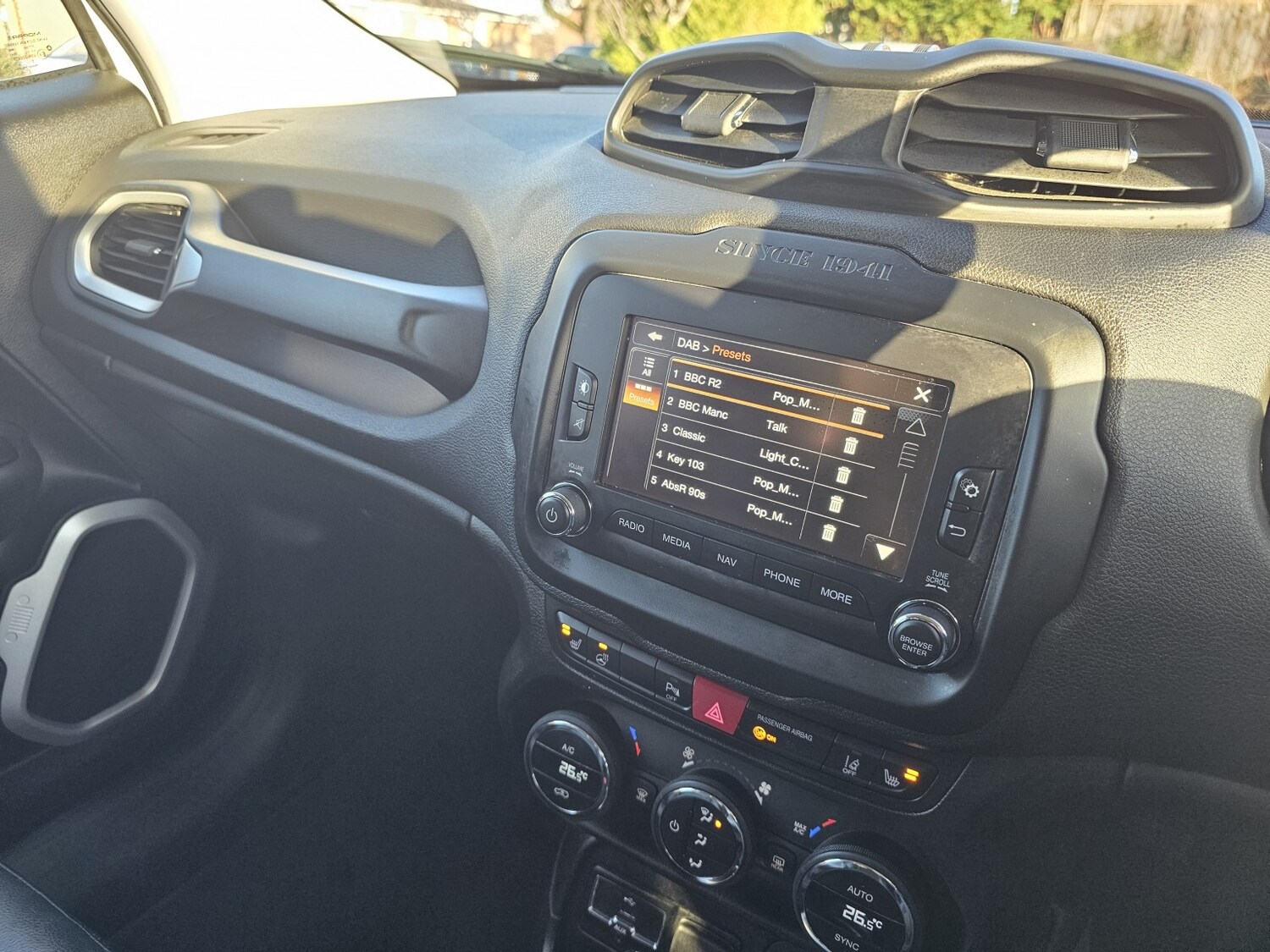 Used Jeep Renegade 2015 for sale - 76986853: Photo 17