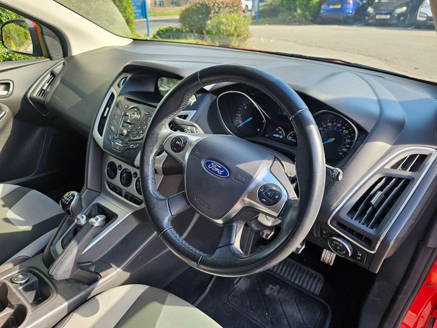 Used Ford Focus 2014 for sale - 76225225: Photo 11