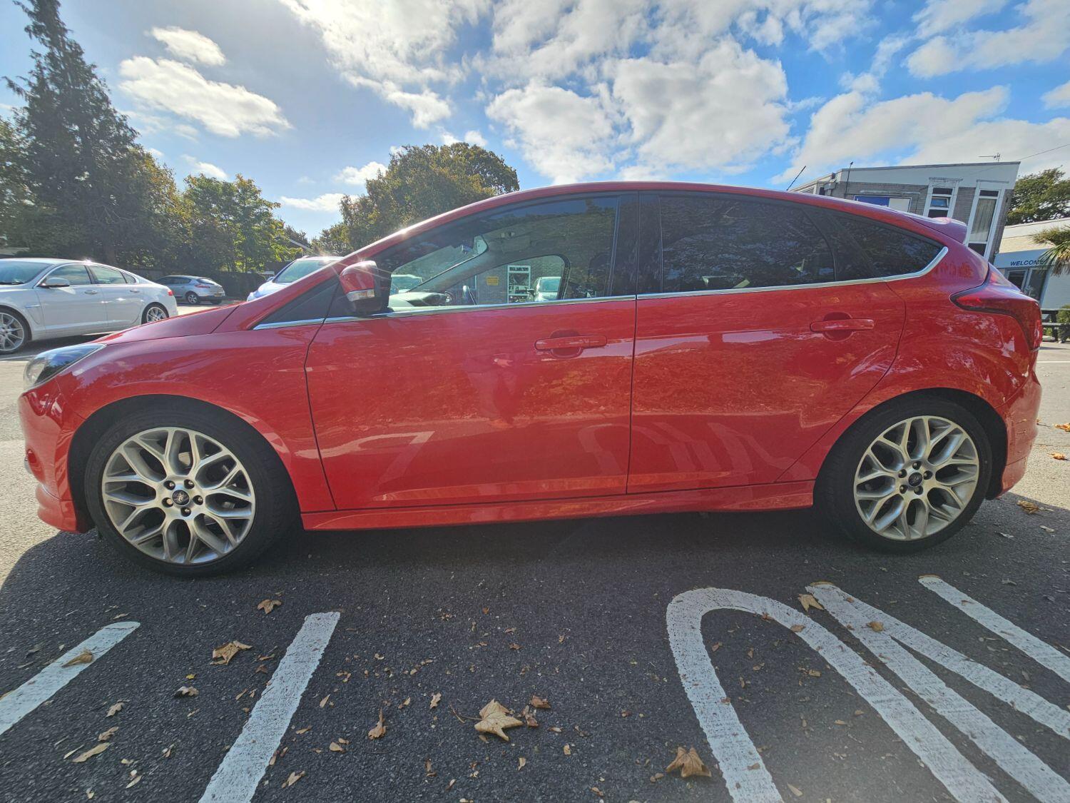 Used Ford Focus 2014 for sale - 76225225: Photo 9