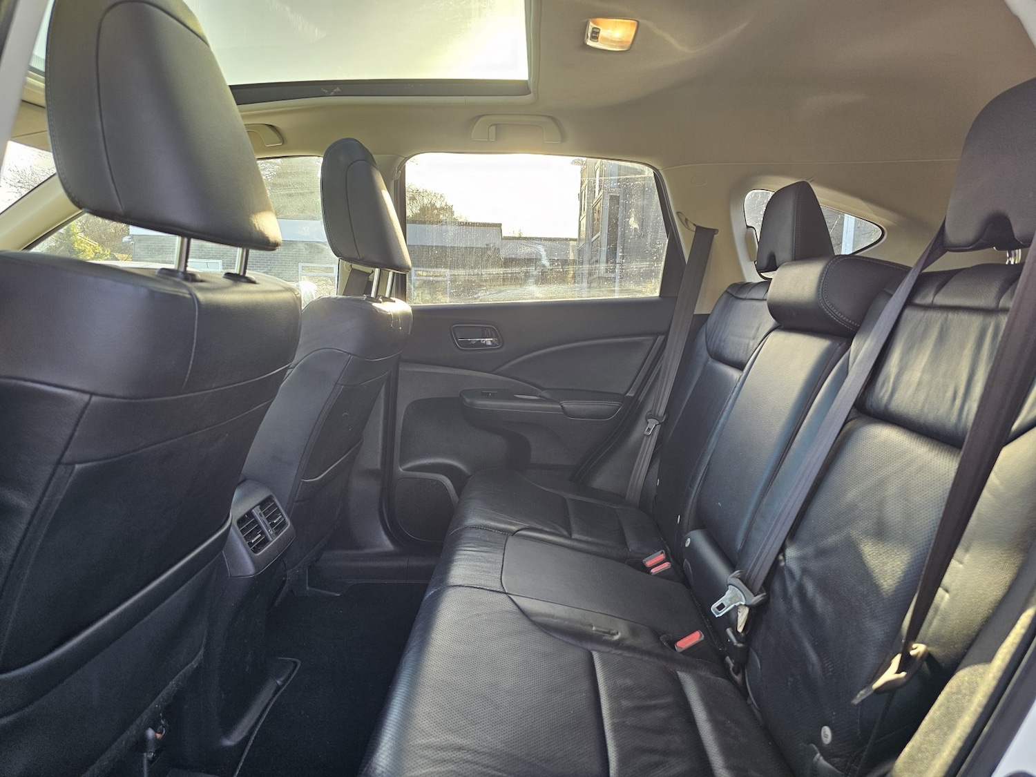 Used Honda CR-V 2015 for sale - 76896967: Photo 16