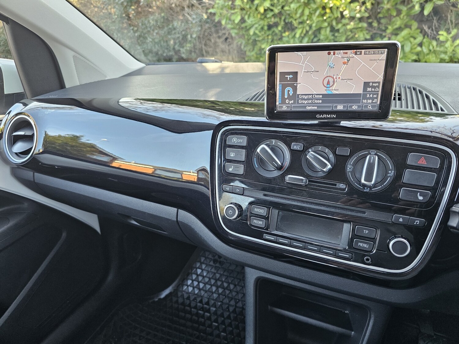 Used Volkswagen up! 2014 for sale - 78183027: Photo 18