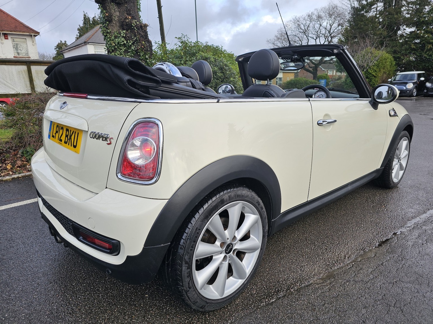 Used MINI Convertible 2012 for sale - 77465640: Photo 10