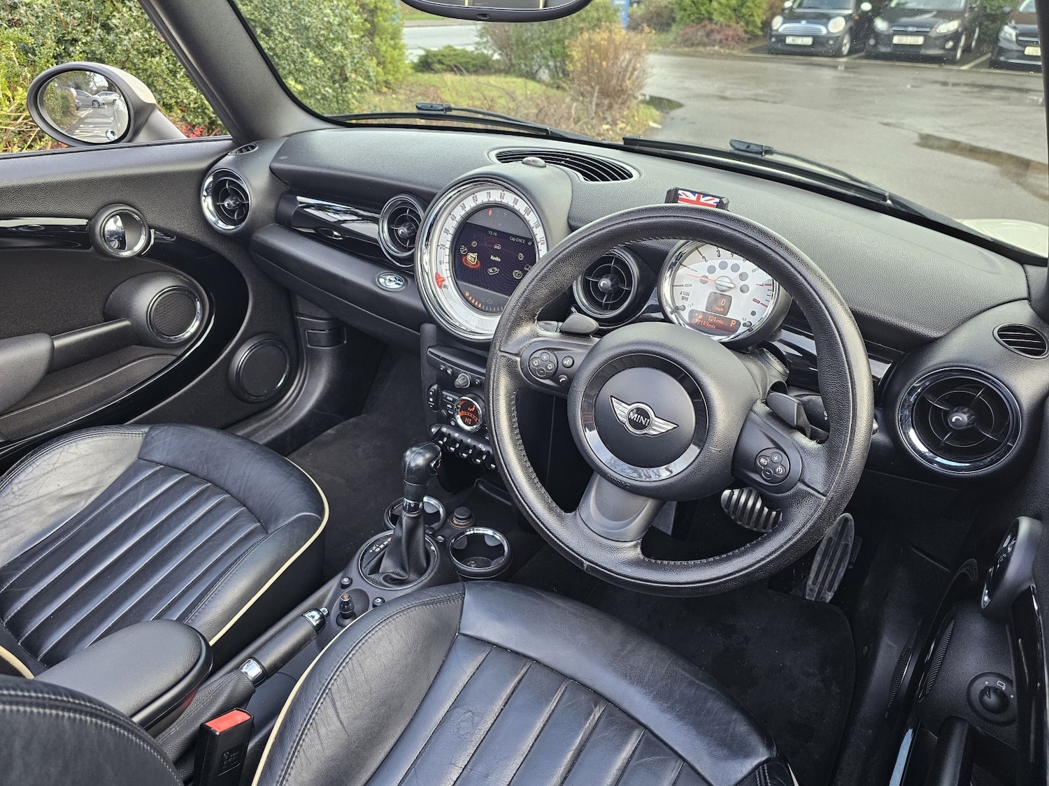 Used MINI Convertible 2012 for sale - 77465640: Photo 15