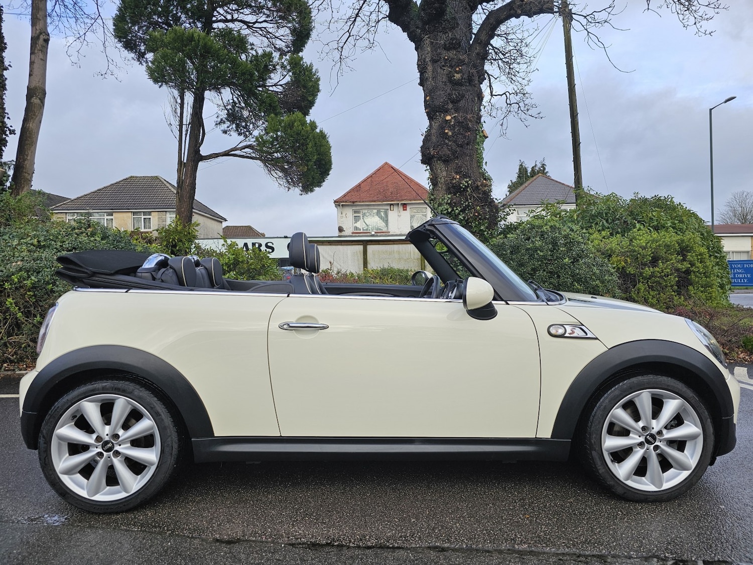 Used MINI Convertible 2012 for sale - 77465640: Photo 5