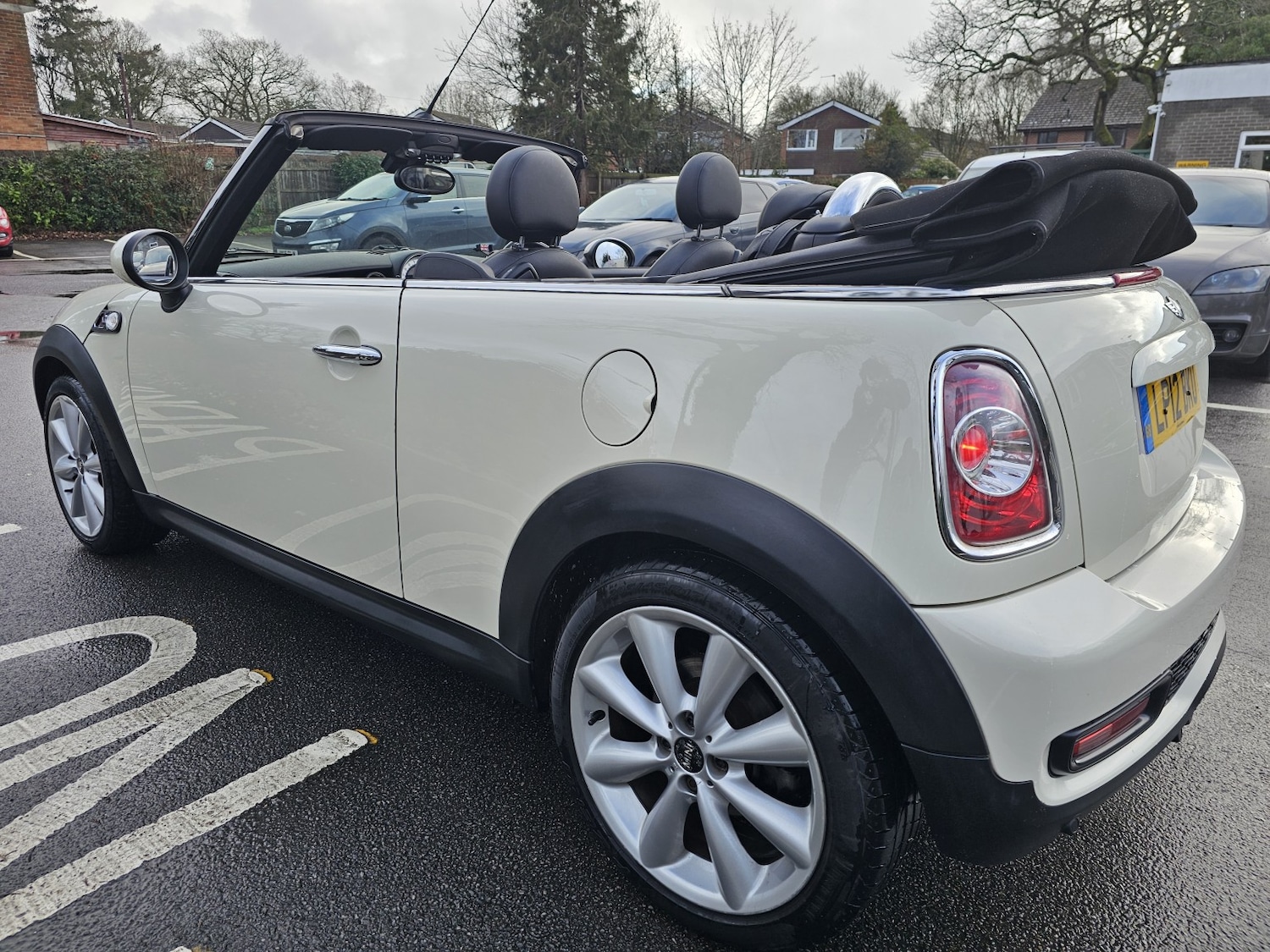 Used MINI Convertible 2012 for sale - 77465640: Photo 7